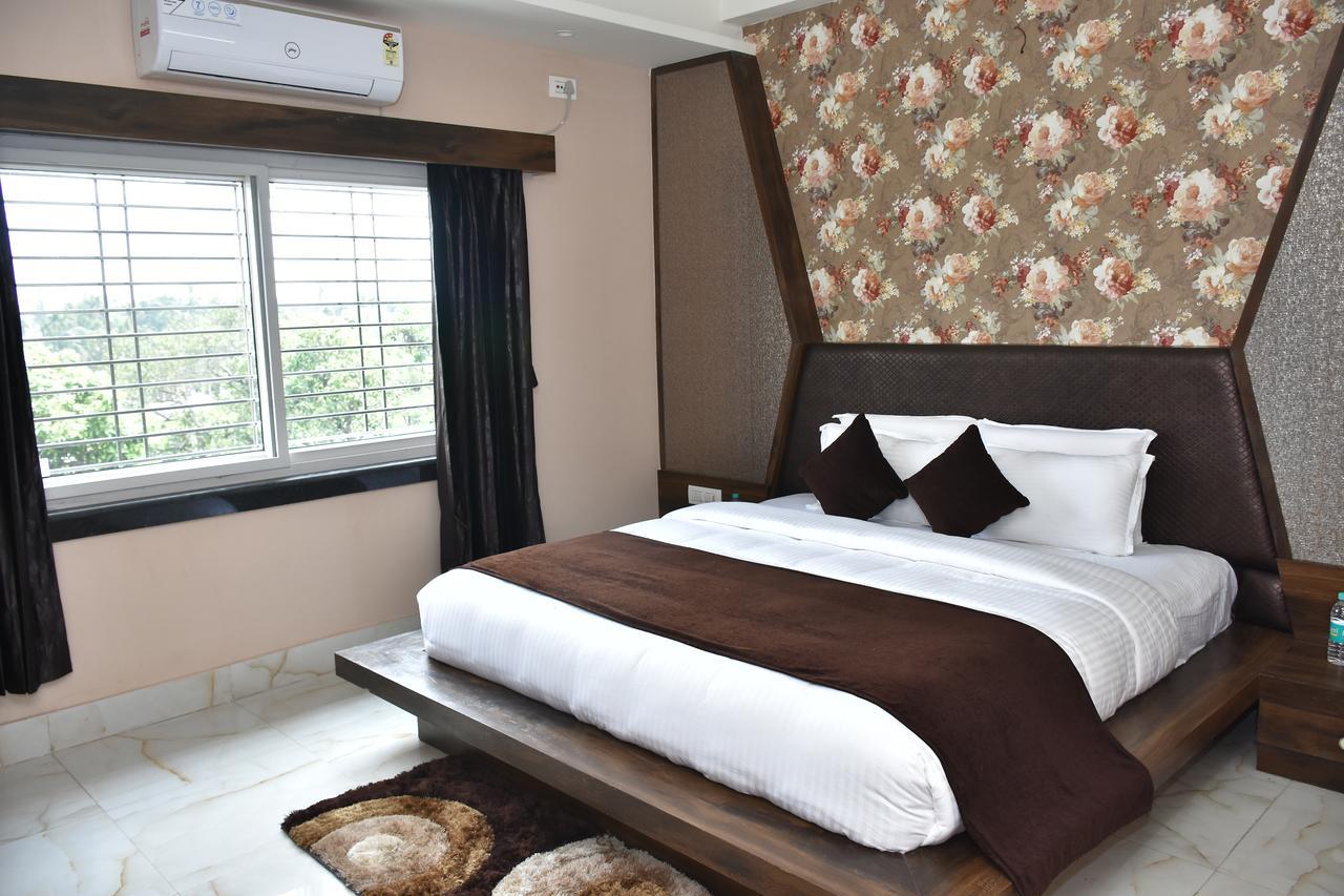Hotel Daftari Palace Kishanganj Esterno foto