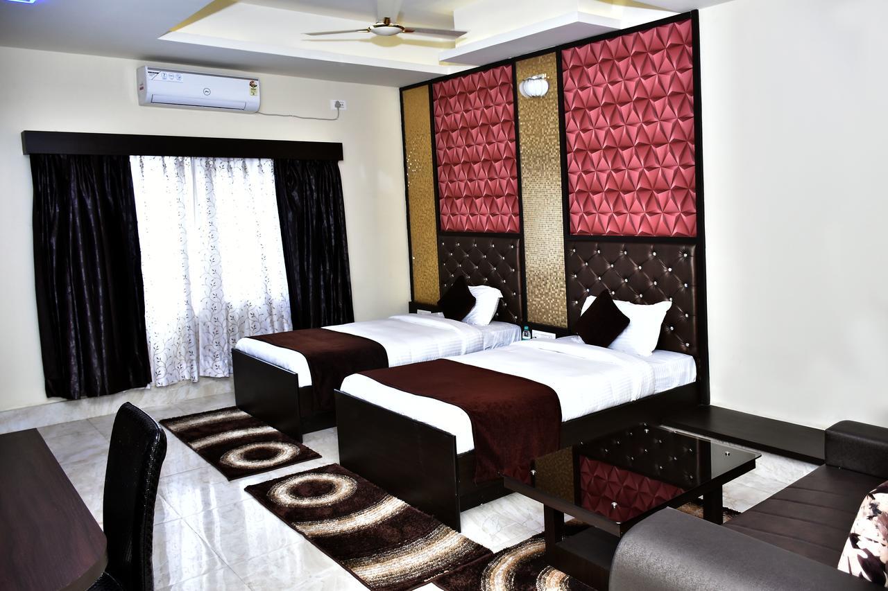 Hotel Daftari Palace Kishanganj Esterno foto