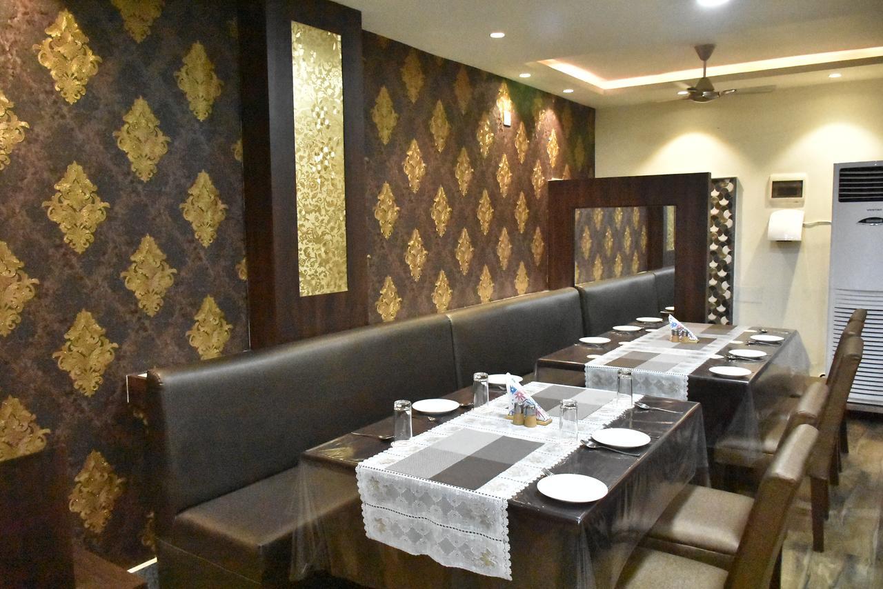 Hotel Daftari Palace Kishanganj Esterno foto